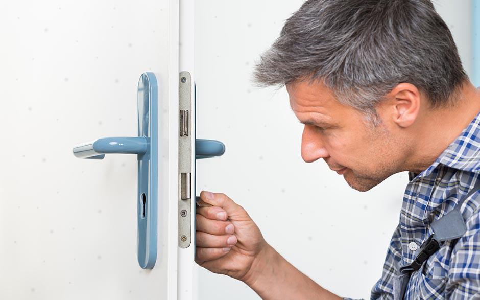 ouvrir une porte